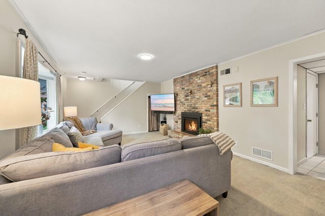3966 Earlynn Lane, Minnetonka, MN 55345