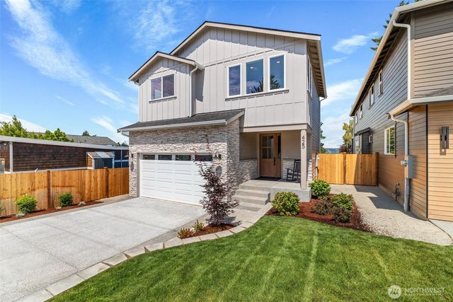 425 Ton-A-Wan-Da Avenue NE, Tacoma, WA 98422