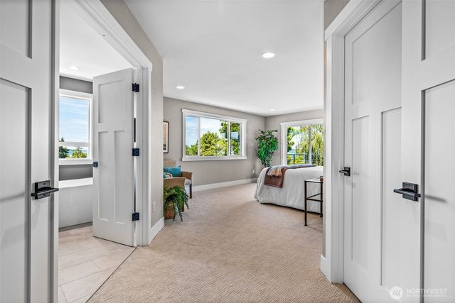 425 Ton-A-Wan-Da Avenue NE, Tacoma, WA 98422