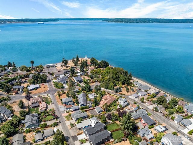 425 Ton-A-Wan-Da Avenue NE, Tacoma, WA 98422