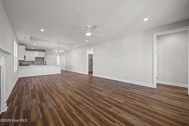 1007 Aston Way, New Bern, NC 28562