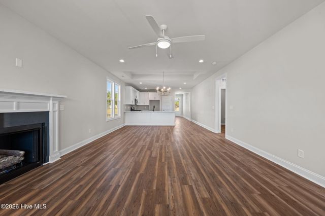 1007 Aston Way, New Bern, NC 28562