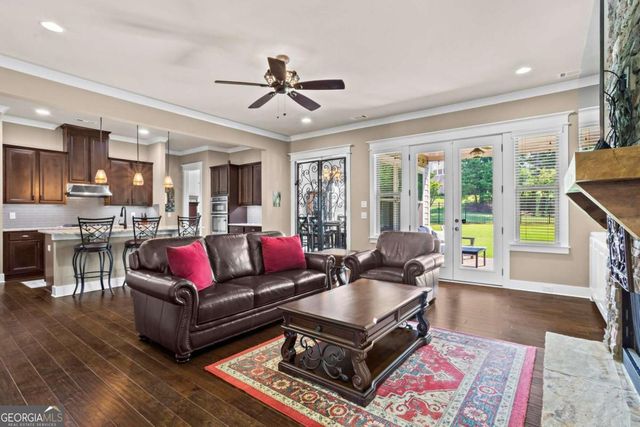 105 Laurel Canyon Trail, Canton, GA 30114