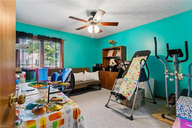 148 Hall RD, Hampton, VA 23664