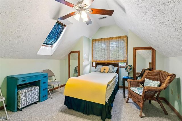 148 Hall RD, Hampton, VA 23664