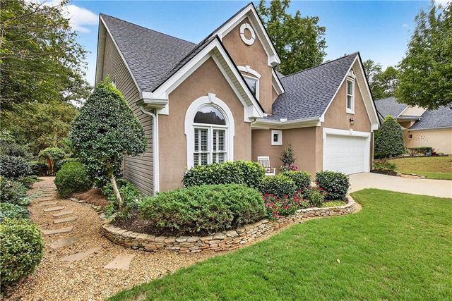 5400 Fontenoy Court, Peachtree Corners, GA 30071