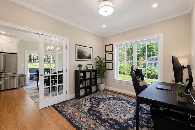 10 Homes Ave, Franklin, MA 02038