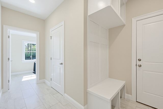 10 Homes Ave, Franklin, MA 02038