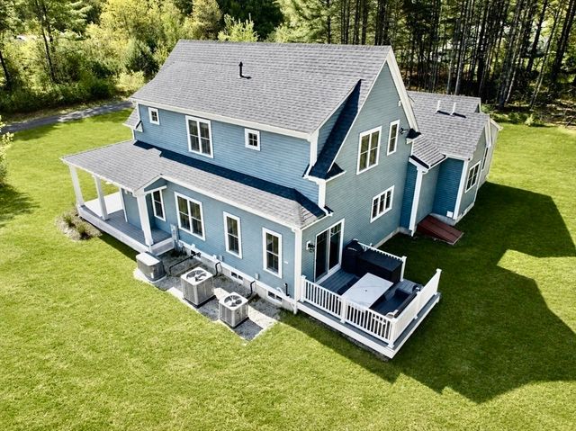 10 Homes Ave, Franklin, MA 02038