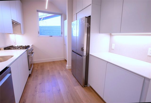 3512 Mount Vernon Street, Houston, TX 77006