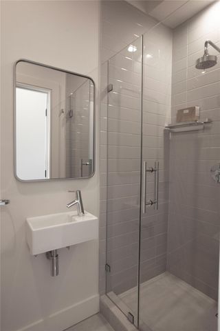 3512 Mount Vernon Street, Houston, TX 77006