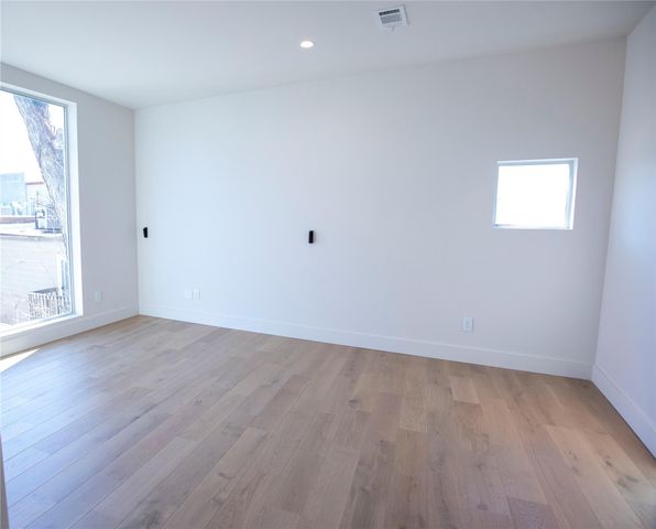 3512 Mount Vernon Street, Houston, TX 77006