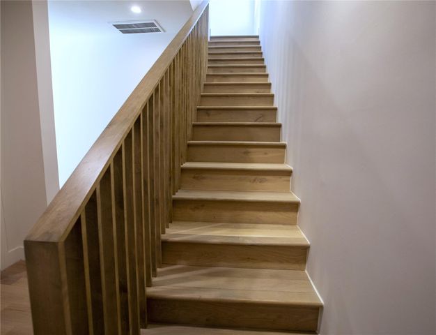 3512 Mount Vernon Street, Houston, TX 77006