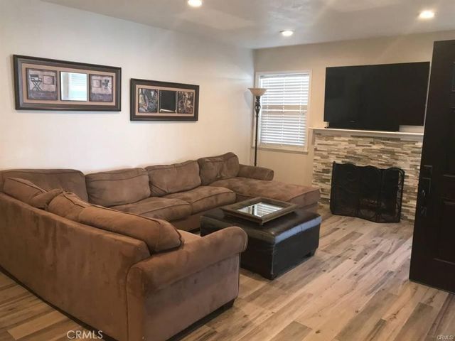 2205 S Spaulding, Los Angeles, CA 90016