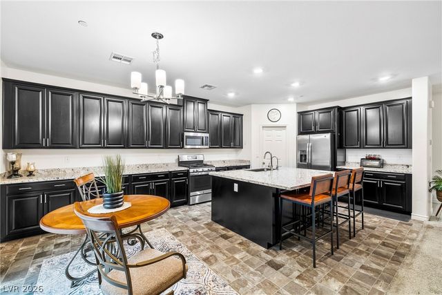 7037 Fossil Rim Street, North Las Vegas, NV 89084