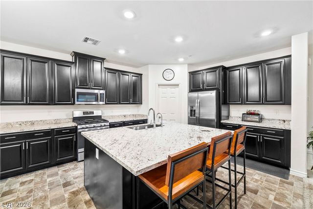 7037 Fossil Rim Street, North Las Vegas, NV 89084