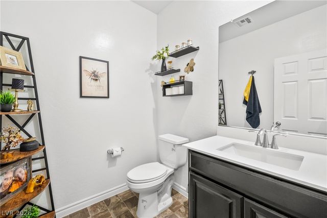 7037 Fossil Rim Street, North Las Vegas, NV 89084