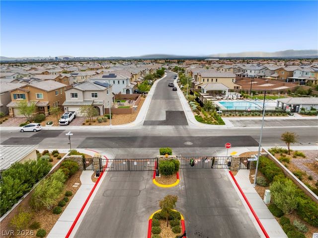 7037 Fossil Rim Street, North Las Vegas, NV 89084