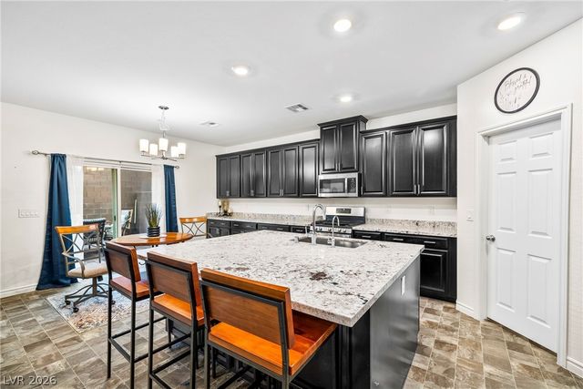 7037 Fossil Rim Street, North Las Vegas, NV 89084