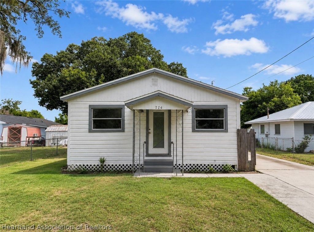 774 Hibiscus Street, Sebring, FL 33870