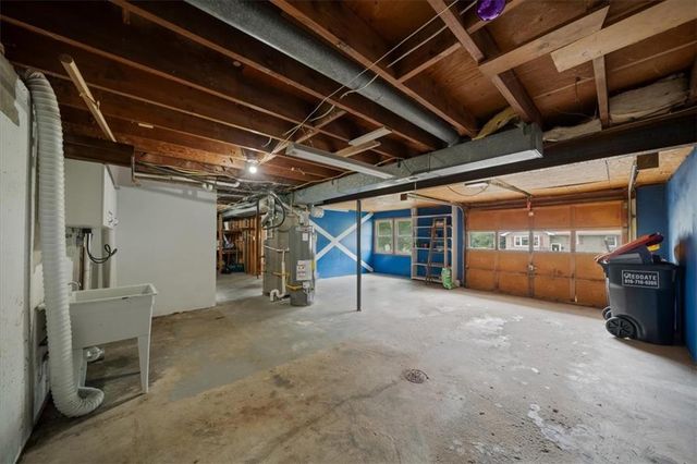 127 Collette Street, Excelsior Springs, MO 64024