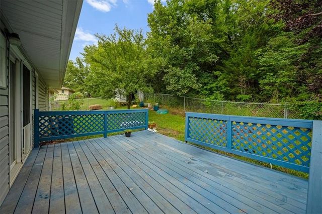 127 Collette Street, Excelsior Springs, MO 64024
