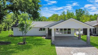 2623 4th Avenue N, Texas City, TX 77590