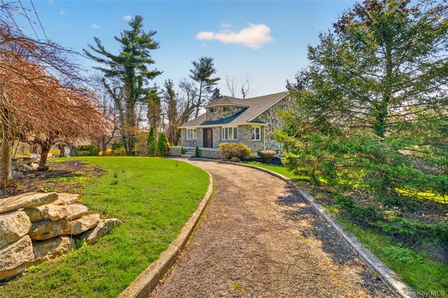 24 Old Knollwood Road, White Plains, NY 10607