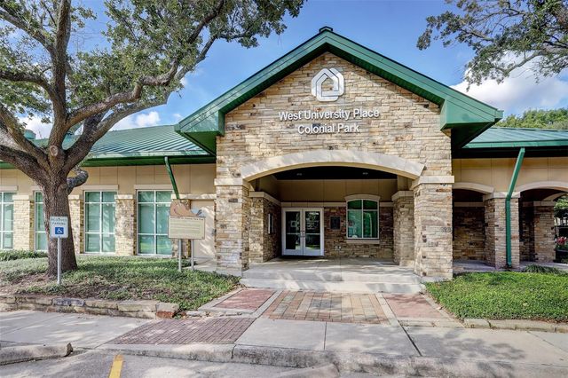 4148 Bissonnet Street, West University Place, TX 77005