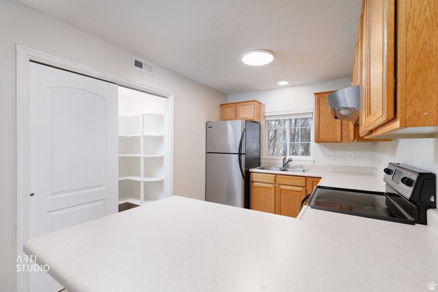 1227 W 160 N, Orem, UT 84057