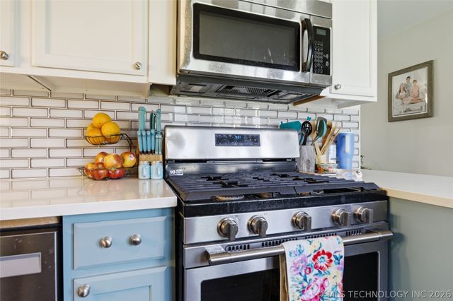 63 S 204th East Avenue, Tulsa, OK 74108