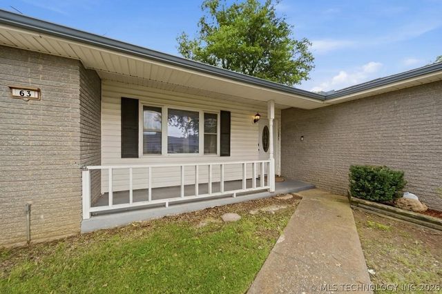 63 S 204th East Avenue, Tulsa, OK 74108