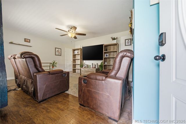 63 S 204th East Avenue, Tulsa, OK 74108