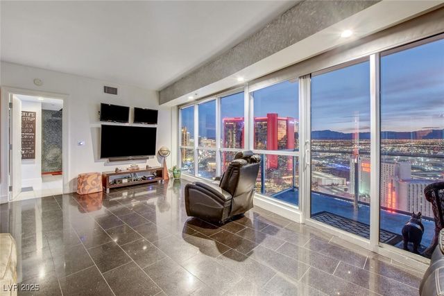 2700 Las Vegas Boulevard 4002, Las Vegas, NV 89109