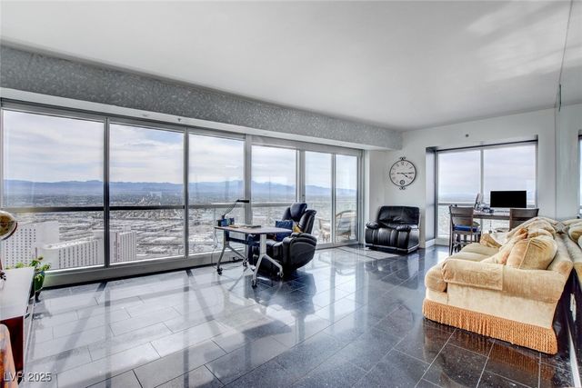 2700 Las Vegas Boulevard 4002, Las Vegas, NV 89109