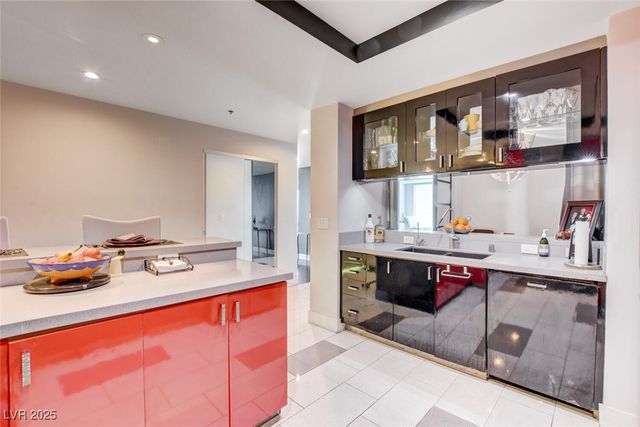 2700 Las Vegas Boulevard 4002, Las Vegas, NV 89109