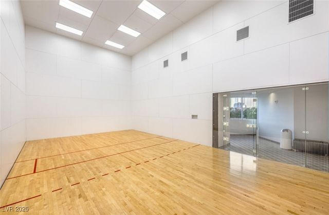 2700 Las Vegas Boulevard 4002, Las Vegas, NV 89109