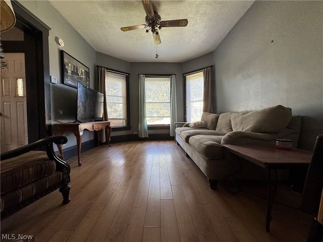709 Fulton Road NW, Canton, OH 44703
