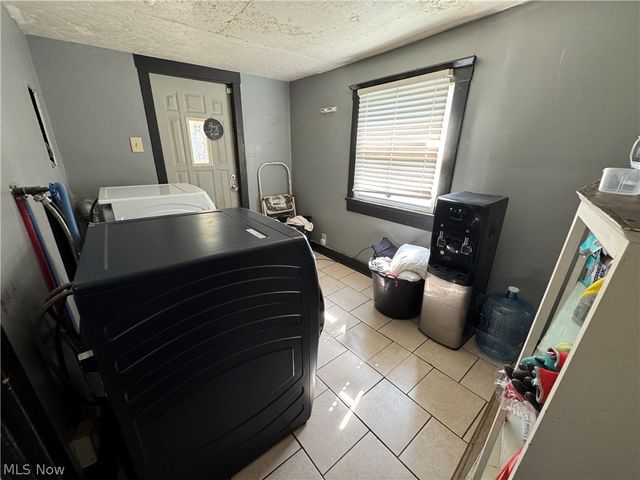 709 Fulton Road NW, Canton, OH 44703
