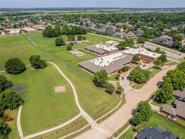 3912 Cedarbrook Drive, Norman, OK 73072
