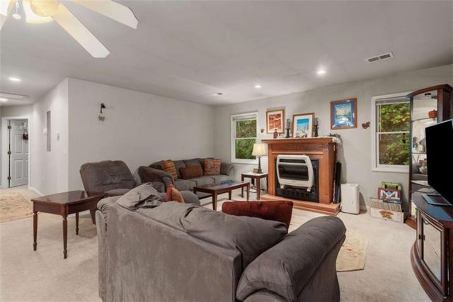 250 Mccollum Road, Ellijay, GA 30540