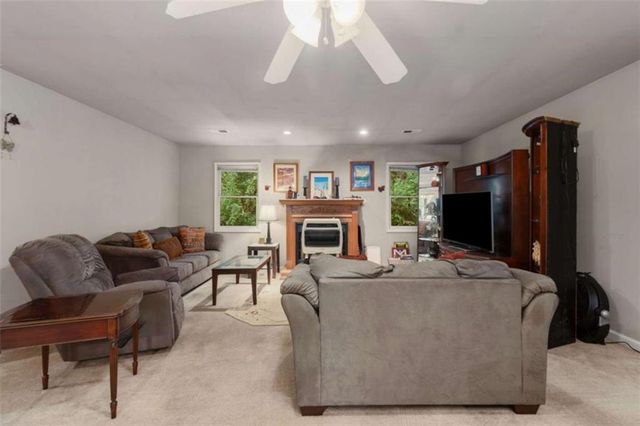 250 Mccollum Road, Ellijay, GA 30540