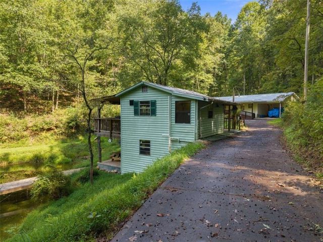 250 Mccollum Road, Ellijay, GA 30540