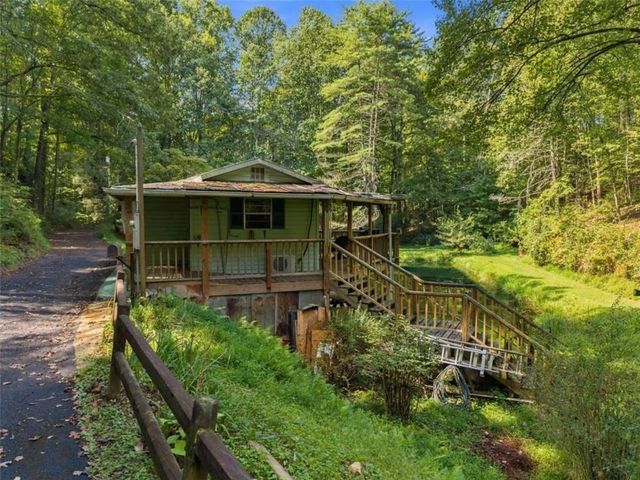 250 Mccollum Road, Ellijay, GA 30540