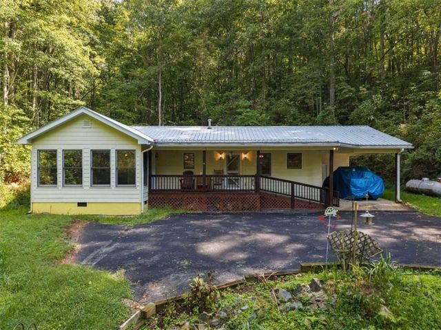 250 Mccollum Road, Ellijay, GA 30540
