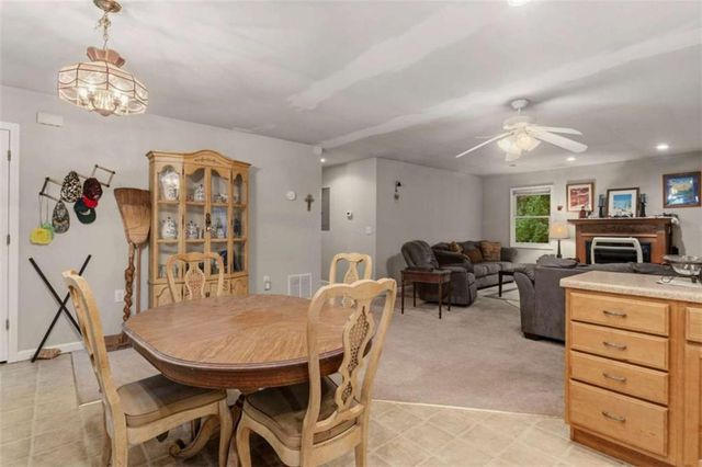 250 Mccollum Road, Ellijay, GA 30540