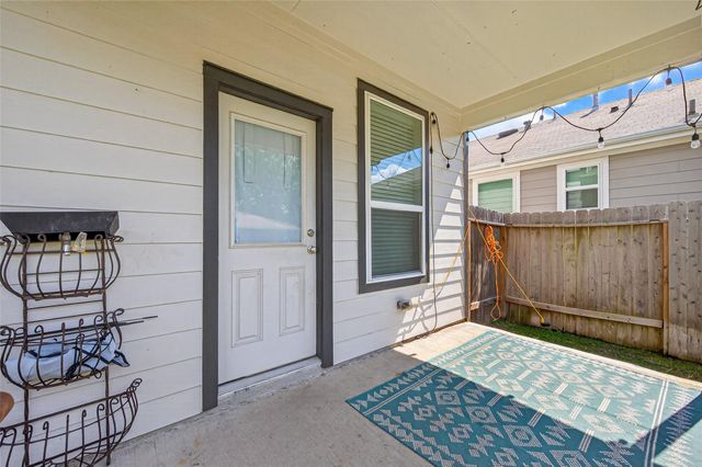 19207 Tannach Drive, Tomball, TX 77375