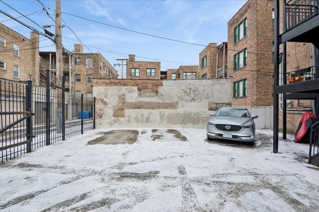 840 E 52nd Street 1E, Chicago, IL 60615