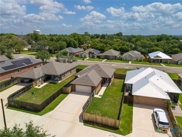16 Samac Ln, Lampasas, TX 76550