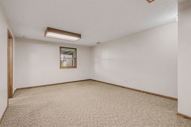 1853 Elizabeth Lane, Jenison, MI 49428